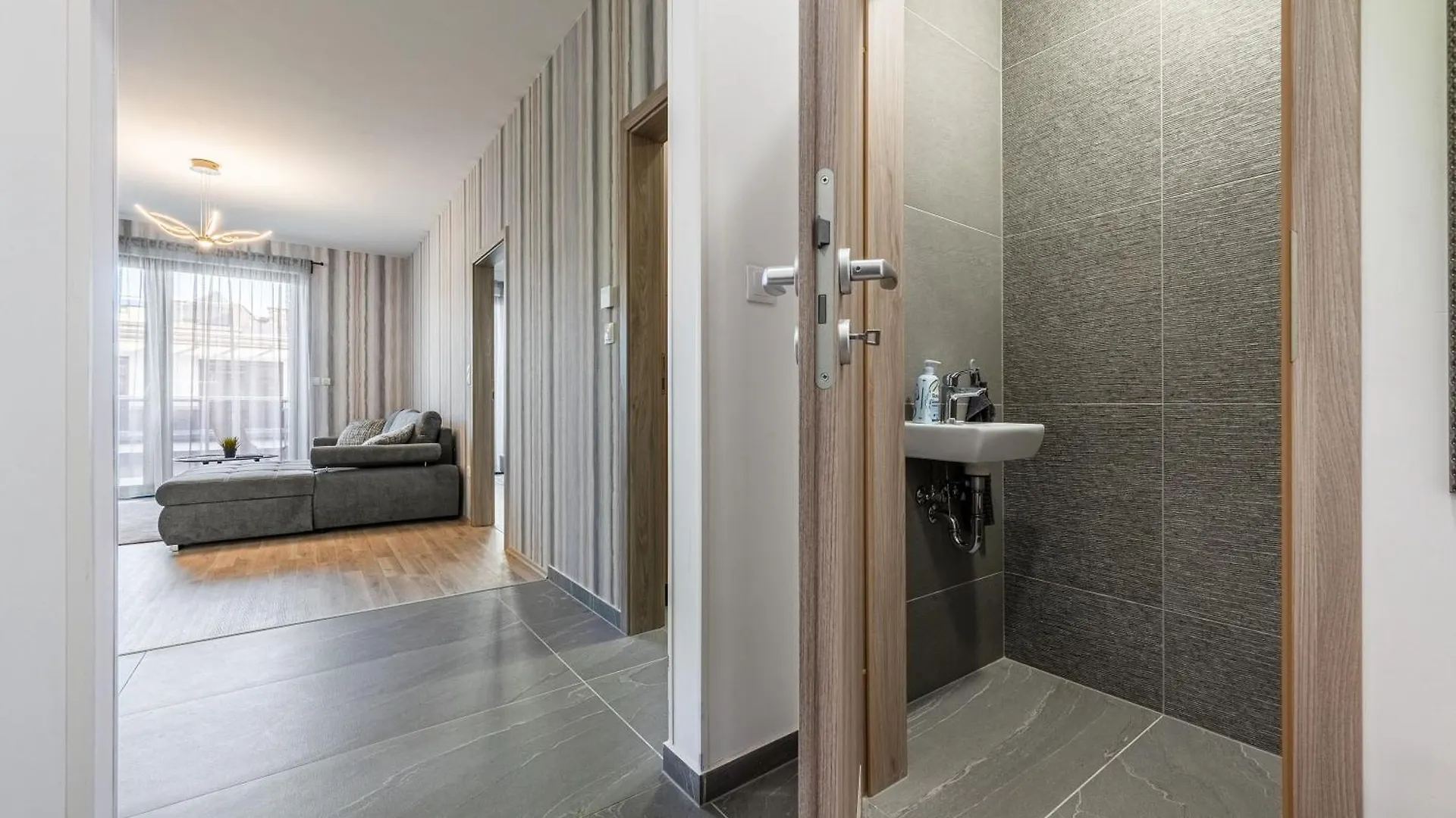 Apartmán Condo With Garage And Balcony In City Center Budapešť