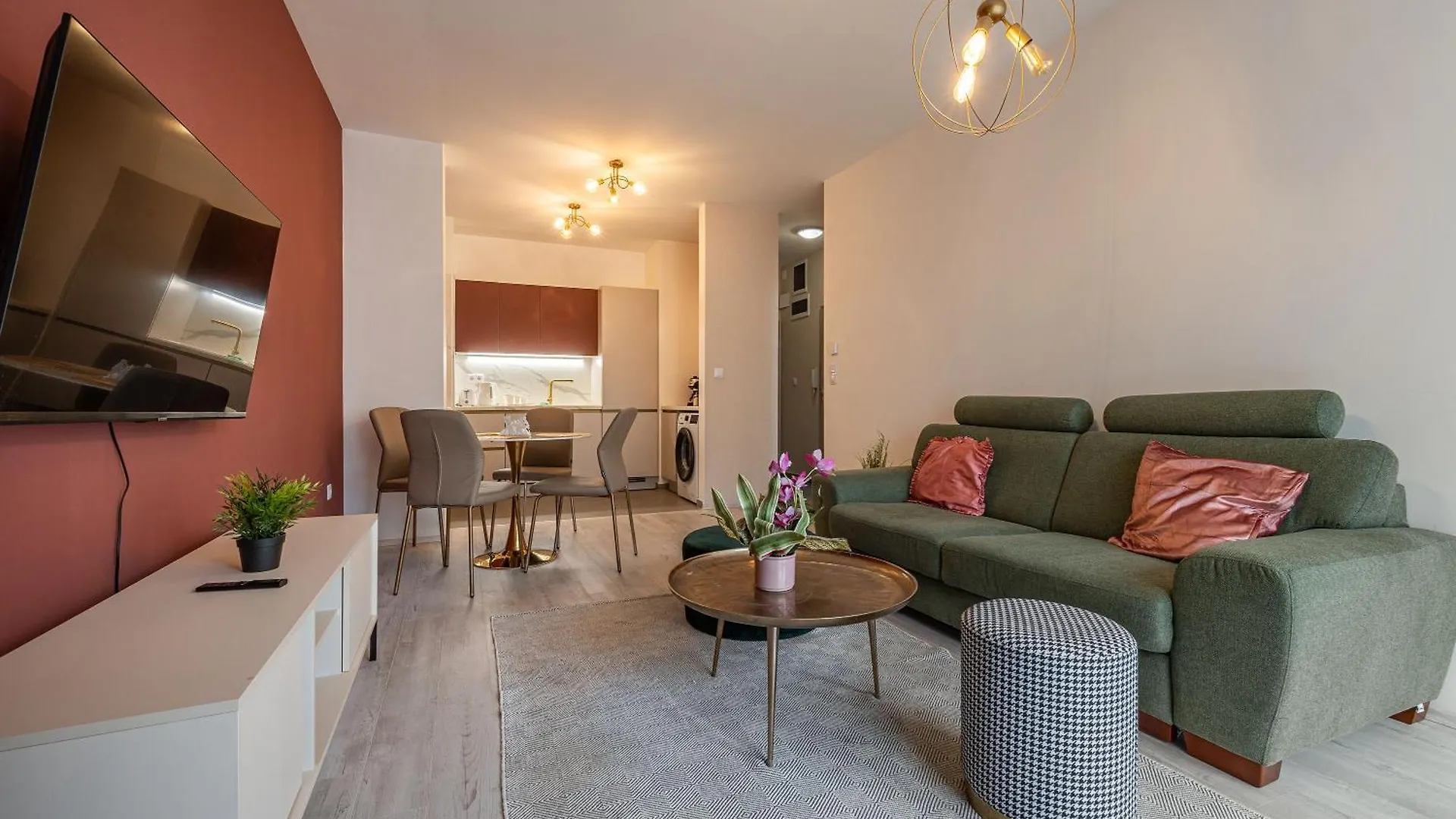 Condo With Garage And Balcony In City Center Budapest