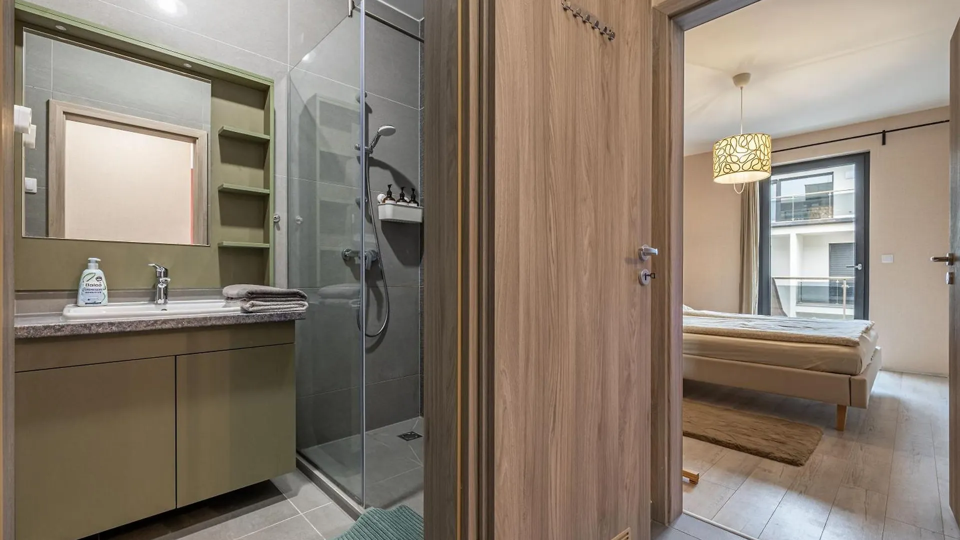 Condo With Garage And Balcony In City Center Budapest 0*,  Hungary