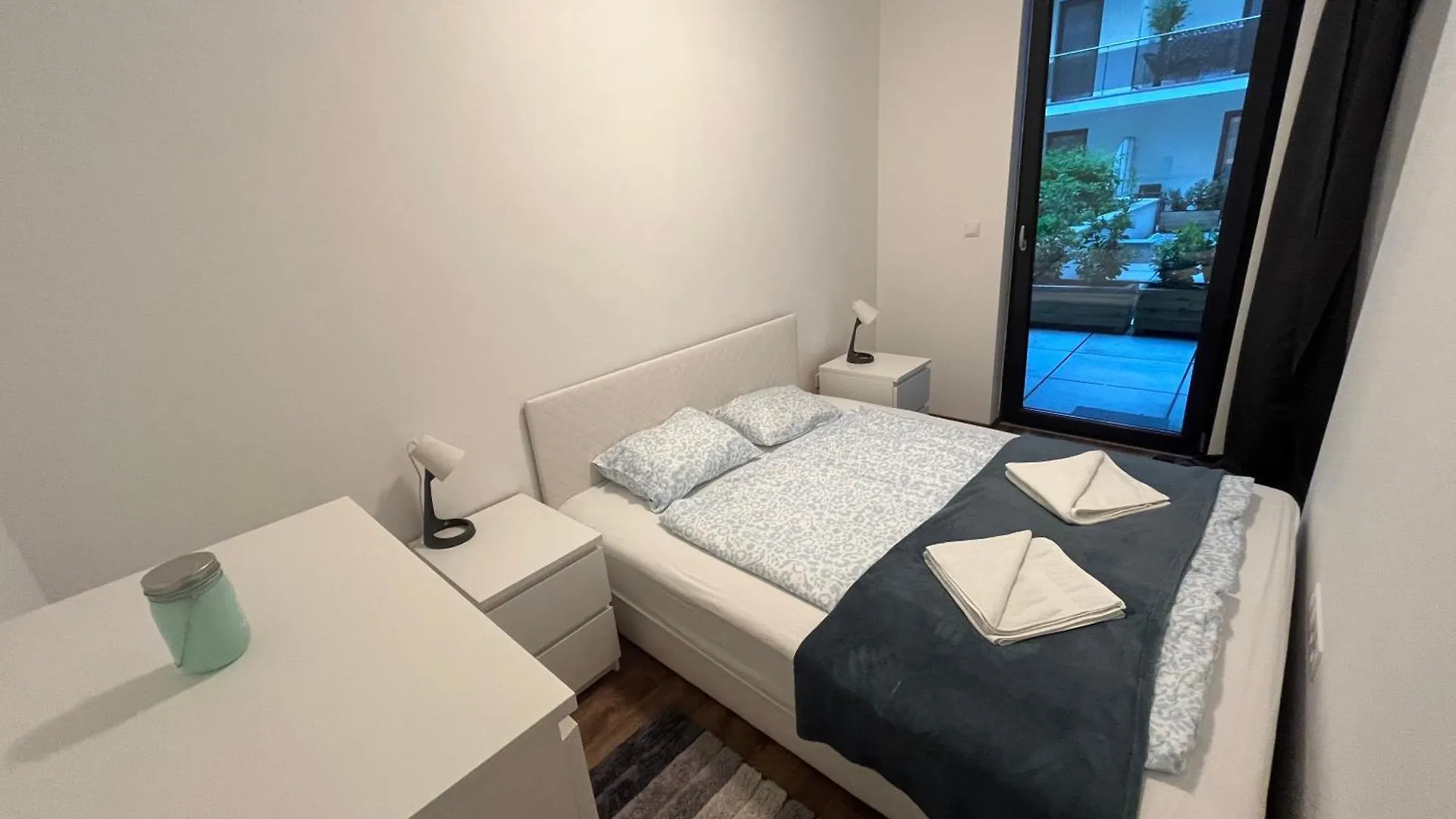 Condo With Garage And Balcony In City Center Budapest Hungary
